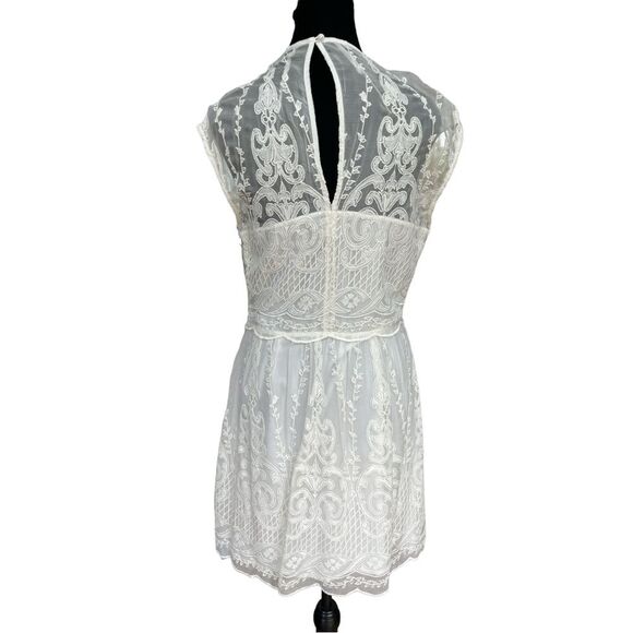 Dolce Vita Kloey Silk Embroidery Lace Mini Dress Size Large White Fit & Flare - Picture 10 of 14